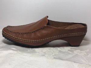 lot 173 image: White Mountain Leather Slip-ons & Ralph Lauren Faux Reptile Shoes