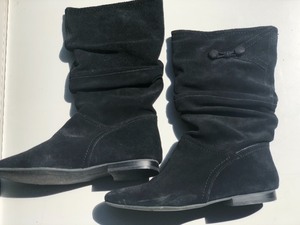 lot 373A image: Two Pairs of Ladies Boots