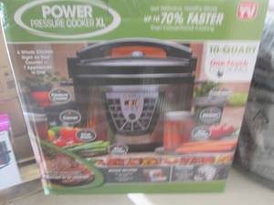 lot 44 image: power pressure cooker xl powers on ...