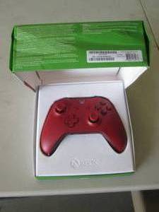 lot 47 image: xbox wireless controller ...