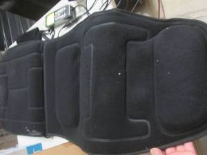 lot 73 image: relaxzen 10 motor massage cushion w...