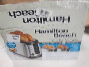 lot 84 image: hamilton beach toaster looks used p...