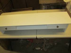 lot 125 image: top of deskshelf ...