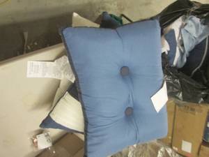 lot 151 image: wade 30pc bedroom super set blue an...