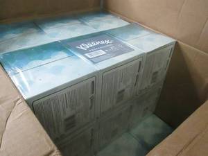 Partial Case Kleenex Professional F...