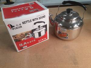lot 127 image: Stainless Steel Tea Pot 4L Kettle with Sound