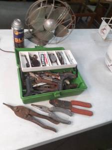 lot 67 image: Household Lot includes a small Plastic Tool Box filled with misc hand tools and a nice Vintage Metal Fan