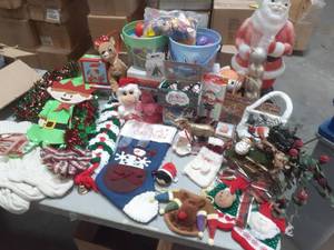 lot 69 image: Large Christmas Holiday Lot of assorted decor