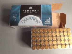 lot 21 image: Federal Ammunition .22 cal Long Rifle 40 grain solid muz vel 1240 FPS 50 rimfire cartridges