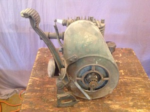 lot 5 image: Vintage Briggs & Stratton Mode Y Engine