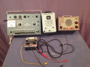 lot 52 image: Radio Testers