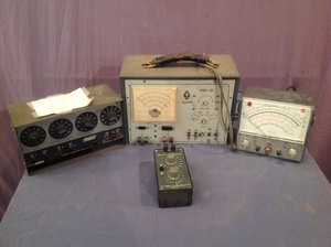 lot 54 image: Radio Testers