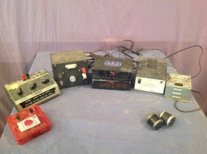 lot 58 image: Radio Testers