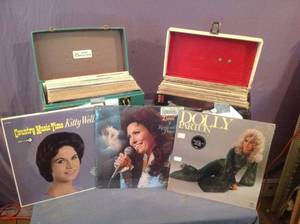 lot 84 image: Albums