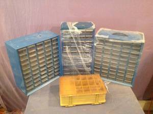 lot 88 image: Storage Organizers