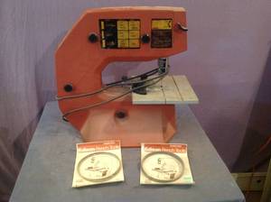 lot 156 image: Edison 10 Band Saw & Blades