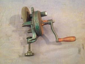 lot 163 image: Vintage Bench Grinder