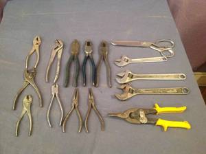 lot 182 image: Wrenches & Plyers