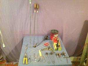 lot 218 image: Tools