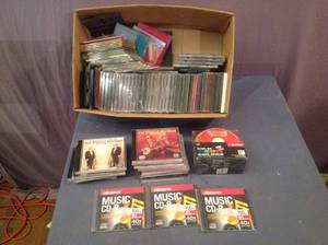 lot 221 image: New CD-Rs, CDs & Jewel Cases