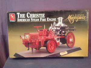 lot 260 image: The Christie American Steam Fire Engine ERTL Model Kit