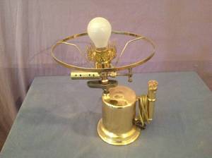 lot 280 image: Torch Lamp