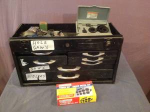 lot 285 image: Tool Chest & Contents