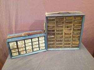 lot 309 image: Organizers & Contents