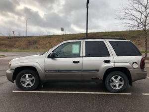 2002 Chevrolet Trailblazer LT - 2 OWNER