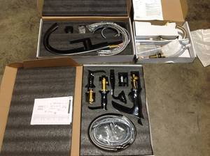 Lot of assorted Faucets not used customer returns see pictures