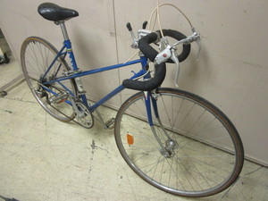 lot 706 image: FUJI SPECIAL ROAD RACER BICYCLE