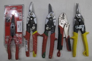 lot 449 image: Lot of 5 Milwaukee WISS Pliers Sippers Snips Cutters