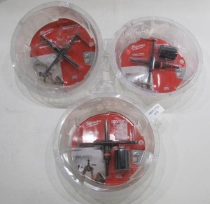 lot 479 image: Lot of 3 Milwaukee 2 in. to 7 in. Adjustable Hole Saw Cutter
