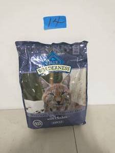1 BAG OF Blue Buffalo Wilderness Chicken Recipe Grain-Free Dry Cat Food