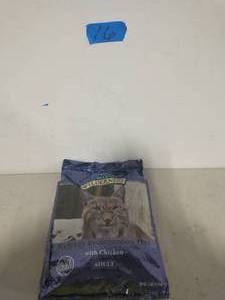 1 BAG OF 12LBS Blue Buffalo Wilderness Chicken Recipe Grain-Free Dry Cat Food