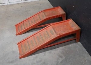 lot 27 image: CAR RAMPS