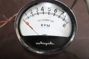 lot 66 image: TACHOMETER