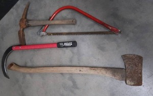 lot 76 image: TOOLS