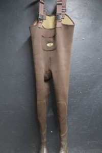 lot 78 image: FISHING WADERS