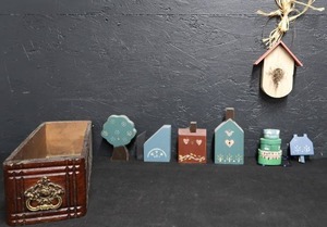 lot 122 image: HOME DECOR