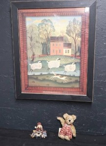 lot 123 image: HOME DECOR