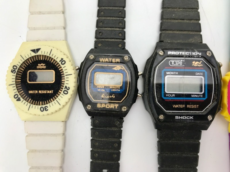 lot 37 image: Vintage - Plastic Wrist Watches
