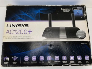 lot 28 image: Linksys - AC1200 Wireless Router