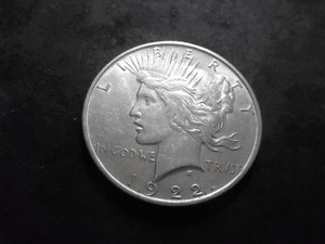 1922 D  Silver Peace Dollar