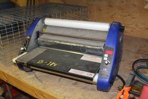 lot 1056 image: USI Laminator ARL 1800