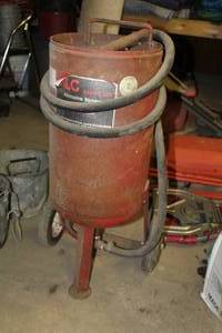 lot 1060 image: LC Sandy Jet Abrasive Blaster F-110DM