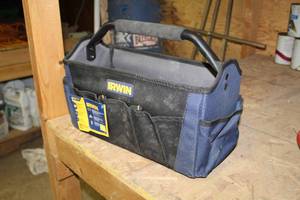 lot 1141 image: Irwin Soft-Side Tool Tote 15L (new)