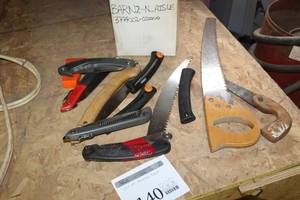 lot 1140 image: Lot of (Approximately 10) Pruning Saws