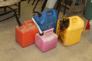 lot 1162 image: Lot of (4) Plastic Fuel Cans  with Gas (x2), Diesel (x1), Kerosene (x1)