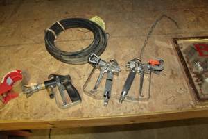 lot 1178 image: Lot of (3) Paint Spray Guns  with Hose